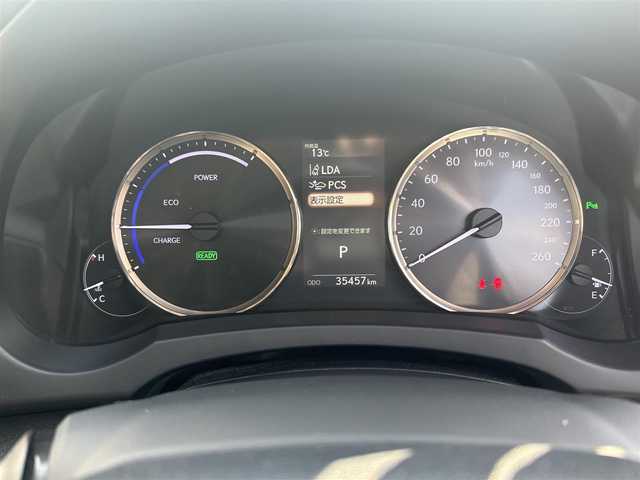 レクサス ＩＳ 300h バージョンL 愛媛県 2017(平29)年 3.6万km ソニッククォーツ 純正ナビ/フルセグ/バックカメラ/CD/DVD/BT/MSV/PCS/クリアランスソナー/LDA/レーダークルーズコントロール/MTモード付AT/ドラレコ/ETC2.0/シートベンチレーション/レザーシート/パワーシート/スマートキー/LEDヘッドライト/オートハイビーム/オートライト