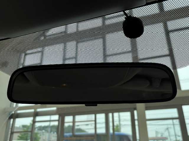 トヨタ プリウス S 埼玉県 2009(平21)年 16.8万km アクアマイカメタリック カロツェリアディスプレイオーディオ/ BT/アンドロイドオート/バックカメラ/15インチアルミホイール/LEDヘッドライト/サイドカーテンエアバック/ETC/禁煙車