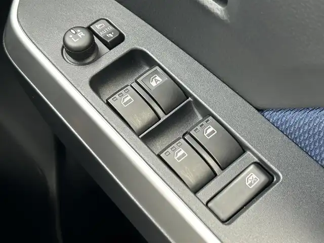 トヨタ タンク カスタムG－T 奈良県 2019(平31)年 1.3万km ブラックマイカメタリック/パールホワイト2トーン 純正９インチナビ　/フルセグＴＶ　/BT/CD/DVD/SD/全方位カメラ　/ドライブレコーダー　/ビルトインＥＴＣ　/前後コーナーセンサー/両側パワースライドドア　/クルーズコントロール　/ワンオーナー　/シートヒーター　/ＬＥＤヘッドライト/オートライト/オートマチックハイビーム　/衝突被害軽減システム/純正15インチアルミホイール/純正フロアマット/スマートキー