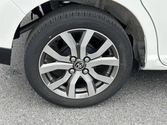トヨタ タンク カスタムG－T 奈良県 2019(平31)年 1.3万km ブラックマイカメタリック/パールホワイト2トーン 純正９インチナビ　/フルセグＴＶ　/BT/CD/DVD/SD/全方位カメラ　/ドライブレコーダー　/ビルトインＥＴＣ　/前後コーナーセンサー/両側パワースライドドア　/クルーズコントロール　/ワンオーナー　/シートヒーター　/ＬＥＤヘッドライト/オートライト/オートマチックハイビーム　/衝突被害軽減システム/純正15インチアルミホイール/純正フロアマット/スマートキー