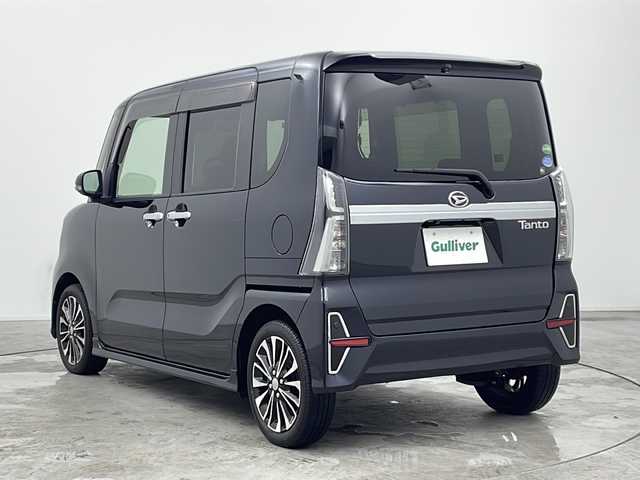 ダイハツ タント カスタム RS セレクション 大阪府 2020(令2)年 2.9万km パールブラック 禁煙車/純正10インチナビ/・フルセグ・CD・DVD・Bluetooth・USB・AppleCarPlay・AndroidAuto/バックカメラ/両側パワースライドドア/レーダークルーズコントロール/前席シートヒーター/シーケンシャルウィンカー/衝突軽減ブレーキ/レーンキープアシスト/横滑り防止装置/前後コーナーセンサー/アイドリングストップ/ビルトインETC/前方ドライブレコーダー/革巻きステアリング/サンシェード/純正フロアマット/純正18インチAW