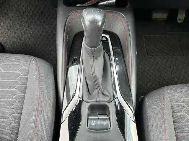 トヨタ カローラ スポーツ ハイブリッドG Z 埼玉県 2019(令1)年 7.3万km スパークリングブラックパールクリスタルシャイン 登録時走行距離72956km/ワンオーナー/フルセグテレビ/バックカメラ/クルーズコントロール/ドアバイザー/プッシュスタート/ETC/ABS/オートライト/ベンチシート/ドライブレコーダー/Bluetooth接続/AACエアコン/PS/PW/純正アルミホイール/メモリナビ
