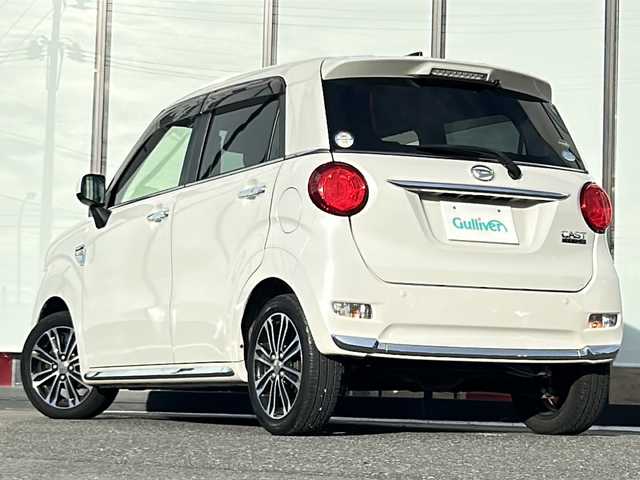 ダイハツ キャスト スタイル GターボプライムコレSAⅢ 山形県 2017(平29)年 9.3万km パールホワイトⅢ 4WD/衝突被害軽減システム/レーンキープアシスト/横滑り防止装置/後方コーナーセンサー/純正ナビ/（Bluetooth/CD/DVD/フルセグ)/バックカメラ/前方ドライブレコーダー/ハーフレザーシート/前席シートヒーター/LEDオートライト/オートマチックハイビーム/フォグランプ/ステアリングスイッチ/ETC/純正アルミホイール/純正フロアマット/電動格納ミラー/スマートキー/ドアバイザー