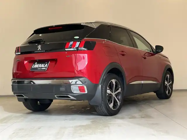 プジョー ３００８ 熊本県 2019(令1)年 3.9万km 赤Ⅱ ワンオーナー車/パノラミックサンルーフ/スマホワイヤレス充電/純正ディスプレイオーディオ/AppleCarPlay/androidauto/USB/バックカメラ/サイドカメラ/コーナーセンサー/アルカンターラハーフレザーシート/シートヒーター/ハンズフリーパワートランクドア/アダプティブクルーズコントロール/ブラインドスポットモニター/アドバンスグリップコントロール/疲労検知システム/アクティブセーフティーブレーキ/ETC/LEDヘッドライト/LEDフォグライト/【アルティメットレッド/GTブルーHDi】