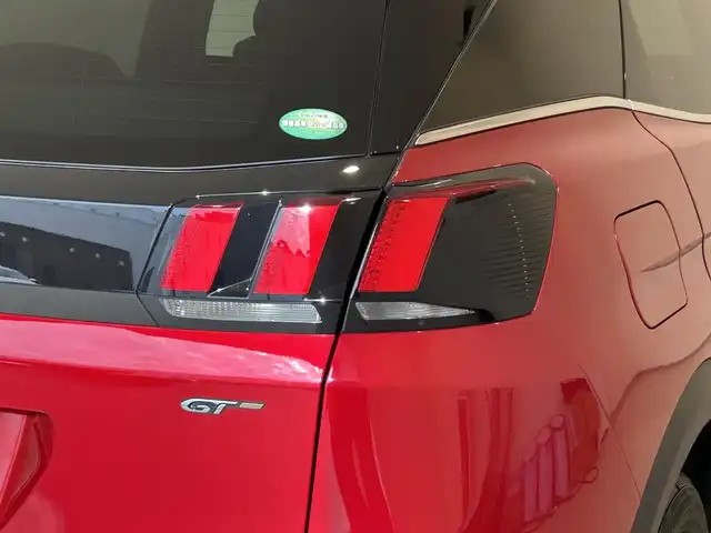 プジョー ３００８ 熊本県 2019(令1)年 3.9万km 赤Ⅱ ワンオーナー車/パノラミックサンルーフ/スマホワイヤレス充電/純正ディスプレイオーディオ/AppleCarPlay/androidauto/USB/バックカメラ/サイドカメラ/コーナーセンサー/アルカンターラハーフレザーシート/シートヒーター/ハンズフリーパワートランクドア/アダプティブクルーズコントロール/ブラインドスポットモニター/アドバンスグリップコントロール/疲労検知システム/アクティブセーフティーブレーキ/ETC/LEDヘッドライト/LEDフォグライト/【アルティメットレッド/GTブルーHDi】