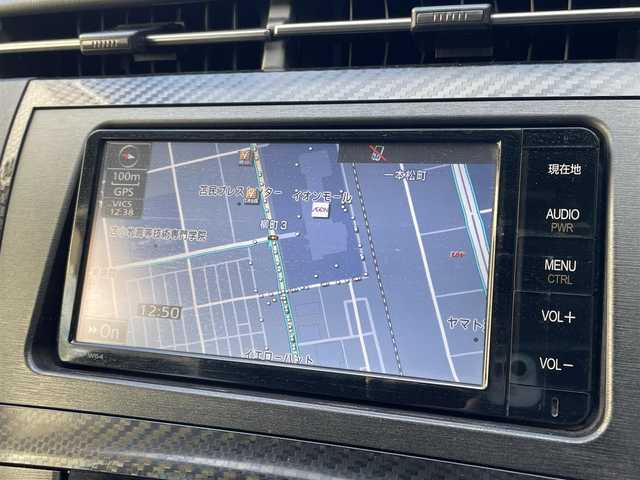 トヨタ プリウス S ツーリングセレ G’s 道央・札幌 2014(平26)年 10.9万km ホワイトパールクリスタルシャイン 登録時走行距離108642km/　ワンオーナー　/純正SDナビ(CD/DVD/FM/AM/SD/BT)/フルセグ（走行中視聴可能）/バックカメラ/ウィンカーミラー/ドアバイザー/プッシュスタート/ビルトインETC/スペアキー×１/純正エンジンスターター/純正フロアマット/横滑り防止装置/盗難防止装置/オートライト/フォグランプ/リアフォグランプ/フロントデアイサースイッチ/ステアリングスイッチ/革巻きステアリング/ワイパー間欠時間コントローラー/イルミネーションコントロール/PWR・ECO・EV MODEスイッチ/オーバーヘッドコンソール/電動格納ミラー/バニティミラー