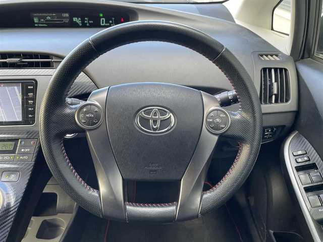 トヨタ プリウス S ツーリングセレ G’s 道央・札幌 2014(平26)年 10.9万km ホワイトパールクリスタルシャイン 登録時走行距離108642km/　ワンオーナー　/純正SDナビ(CD/DVD/FM/AM/SD/BT)/フルセグ（走行中視聴可能）/バックカメラ/ウィンカーミラー/ドアバイザー/プッシュスタート/ビルトインETC/スペアキー×１/純正エンジンスターター/純正フロアマット/横滑り防止装置/盗難防止装置/オートライト/フォグランプ/リアフォグランプ/フロントデアイサースイッチ/ステアリングスイッチ/革巻きステアリング/ワイパー間欠時間コントローラー/イルミネーションコントロール/PWR・ECO・EV MODEスイッチ/オーバーヘッドコンソール/電動格納ミラー/バニティミラー