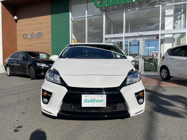 トヨタ プリウス S ツーリングセレ G’s 道央・札幌 2014(平26)年 10.9万km ホワイトパールクリスタルシャイン 登録時走行距離108642km/　ワンオーナー　/純正SDナビ(CD/DVD/FM/AM/SD/BT)/フルセグ（走行中視聴可能）/バックカメラ/ウィンカーミラー/ドアバイザー/プッシュスタート/ビルトインETC/スペアキー×１/純正エンジンスターター/純正フロアマット/横滑り防止装置/盗難防止装置/オートライト/フォグランプ/リアフォグランプ/フロントデアイサースイッチ/ステアリングスイッチ/革巻きステアリング/ワイパー間欠時間コントローラー/イルミネーションコントロール/PWR・ECO・EV MODEスイッチ/オーバーヘッドコンソール/電動格納ミラー/バニティミラー