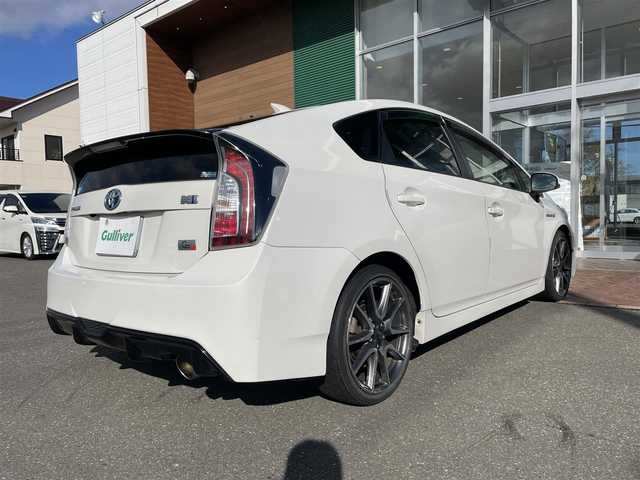 トヨタ プリウス S ツーリングセレ G’s 道央・札幌 2014(平26)年 10.9万km ホワイトパールクリスタルシャイン 登録時走行距離108642km/　ワンオーナー　/純正SDナビ(CD/DVD/FM/AM/SD/BT)/フルセグ（走行中視聴可能）/バックカメラ/ウィンカーミラー/ドアバイザー/プッシュスタート/ビルトインETC/スペアキー×１/純正エンジンスターター/純正フロアマット/横滑り防止装置/盗難防止装置/オートライト/フォグランプ/リアフォグランプ/フロントデアイサースイッチ/ステアリングスイッチ/革巻きステアリング/ワイパー間欠時間コントローラー/イルミネーションコントロール/PWR・ECO・EV MODEスイッチ/オーバーヘッドコンソール/電動格納ミラー/バニティミラー