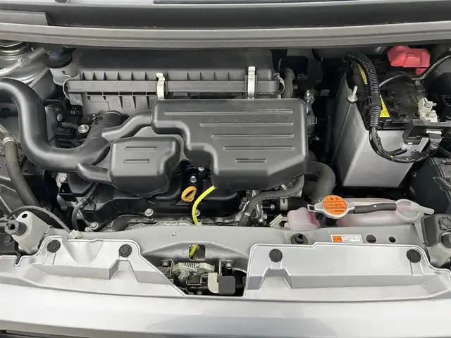 ダイハツ ムーヴ カスタム X VS SAⅢ 千葉県 2022(令4)年 0.5万km ブライトシルバーメタリック 禁煙車/ワンオーナー/スマートアシストIII/・衝突回避支援ブレーキ機能/・衝突警報機能/・車線逸脱警報機能/・誤発進抑制制御機能/・先行車発進お知らせ機能/・オートハイビーム/純正７インチナビ/CD/DVD/Bluetooth/フルセグ/アラウンドビューモニター/シートヒーター/純正14インチアルミホイール/純正フロアマット/ドアバイザー/オートエアコン/アイドリングストップ/USBポート/プッシュスタート/スマートキー/取扱説明書