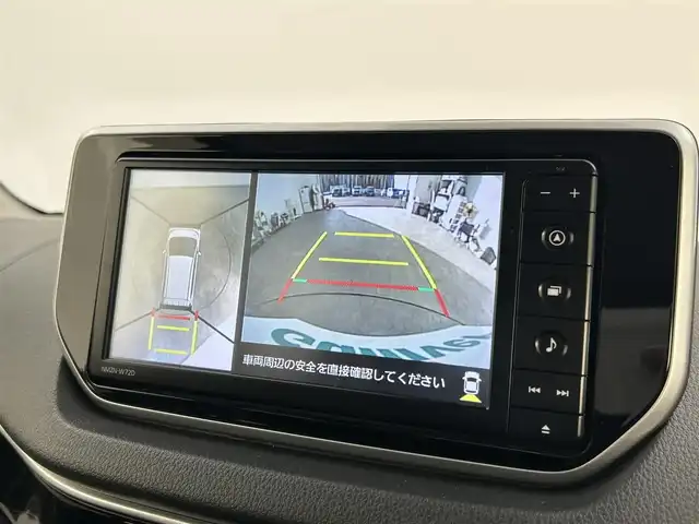 ダイハツ ムーヴ カスタム X VS SAⅢ 千葉県 2022(令4)年 0.5万km ブライトシルバーメタリック 禁煙車/ワンオーナー/スマートアシストIII/・衝突回避支援ブレーキ機能/・衝突警報機能/・車線逸脱警報機能/・誤発進抑制制御機能/・先行車発進お知らせ機能/・オートハイビーム/純正７インチナビ/CD/DVD/Bluetooth/フルセグ/アラウンドビューモニター/シートヒーター/純正14インチアルミホイール/純正フロアマット/ドアバイザー/オートエアコン/アイドリングストップ/USBポート/プッシュスタート/スマートキー/取扱説明書