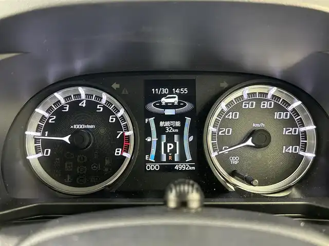 ダイハツ ムーヴ カスタム X VS SAⅢ 千葉県 2022(令4)年 0.5万km ブライトシルバーメタリック 禁煙車/ワンオーナー/スマートアシストIII/・衝突回避支援ブレーキ機能/・衝突警報機能/・車線逸脱警報機能/・誤発進抑制制御機能/・先行車発進お知らせ機能/・オートハイビーム/純正７インチナビ/CD/DVD/Bluetooth/フルセグ/アラウンドビューモニター/シートヒーター/純正14インチアルミホイール/純正フロアマット/ドアバイザー/オートエアコン/アイドリングストップ/USBポート/プッシュスタート/スマートキー/取扱説明書