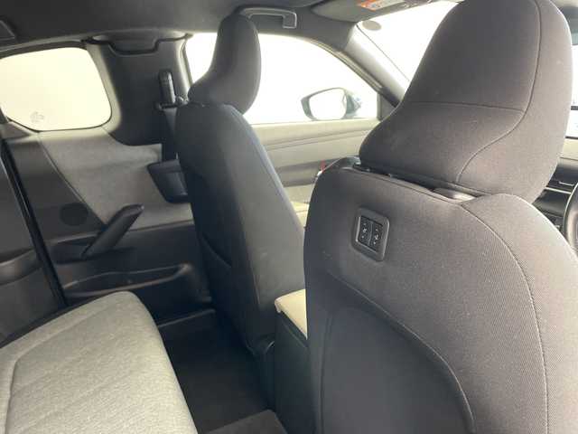 マツダ ＭＸ－３０ 兵庫県 2021(令3)年 2.3万km セラミックM ・純正ナビ/Bluetooth/TV/USB/HDMI/・全方位カメラ/・BOSEサウンド/・スマートブレーキサポート/・スマートブレーキサポート（後進時）/・レーンキープアシストシステム/・車線逸脱警報システム/・前側方接近車両検知/・後側方接近車両検知/・ブラインドスポットモニター/・緊急時車線維持支援/・ドライバーモニタリング/・コーナーセンサー/・ヘッドアップディスプレイ/・ステアリングスイッチ/・パドルシフト/・ステアリングヒーター/・前席シートヒーター/・運転席パワーシート/・社外前後ドライブレコーダー/・LEDヘッドライト/・スマートキー/・純正アルミホイールタイヤ