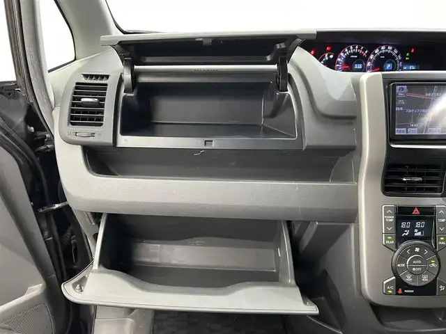 トヨタ ヴォクシー ZS 煌 愛媛県 2009(平21)年 11.4万km ダークバイオレットマイカメタリック ・ナビ（ワンセグＴＶ・ＢＴ・ＣＤ・ＤＶＤ・ＨＤＤ）/・バックカメラ　/・ＥＴＣ　/・前後ドラレコ　/・両側電動ドア　/・プッシュスタート　/・スマートキー　/・スペアキー