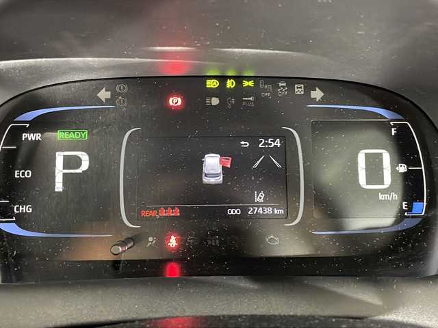 トヨタ アクア Z 福岡県 2023(令5)年 2.8万km プラチナホワイトパールマイカ ・純正ナビ/・Bluetooth/・ラジオ/・フルセグTV/・IPoｄ/・ＵＳＢ/・全方位カメラ/・ビルトインETC2.0/・ルームミラー型ドライブレコーダー/・ステアリングヒーター/・シートヒーター/・コーナーセンサー/・16インチ純正ホイール