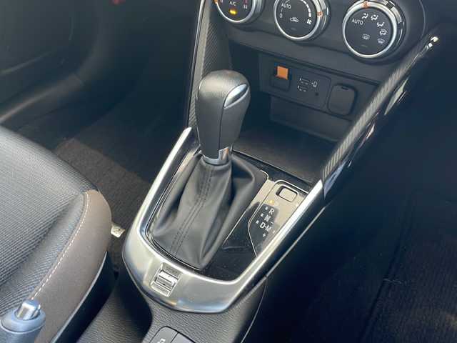 マツダ マツダ２ 15S プロアクティブ 愛知県 2019(令1)年 5.8万km ソウルレッドクリスタルM 衝突被害軽減ブレーキ/純正7インチSD（地図SDカード無し）/シートヒーター/Bluetooth/ヘッドアップディスプレイ/コーナーセンサー/社外アルミホイール/ブラインドスポットモニター/LEDヘッドライト/オートマチックハイビーム/ETC/ステアリングスイッチ/スマートキー/プッシュスタート