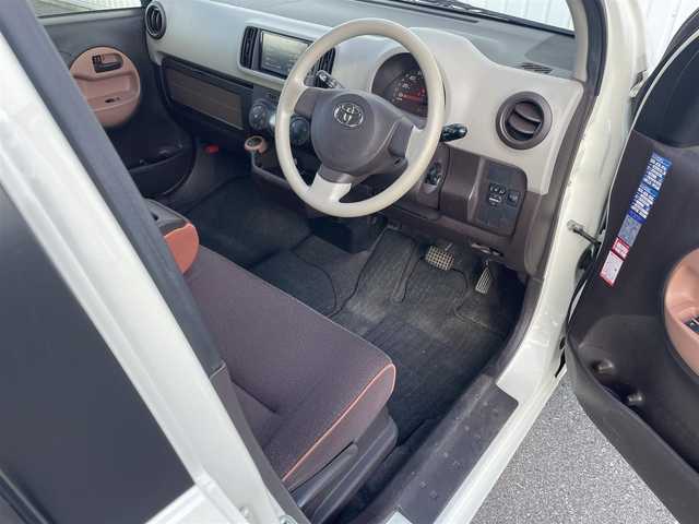 トヨタ パッソ プラスハナ アプリコット 滋賀県 2012(平24)年 13万km パールホワイト1 純正ナビ/(Bluetooth/フルセグ/CD/DVD/AUX)/フォグ/スマートキー/ドアバイザー/AAC