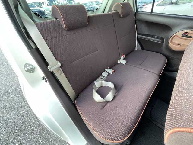 トヨタ パッソ プラスハナ アプリコット 滋賀県 2012(平24)年 13万km パールホワイト1 純正ナビ/(Bluetooth/フルセグ/CD/DVD/AUX)/フォグ/スマートキー/ドアバイザー/AAC