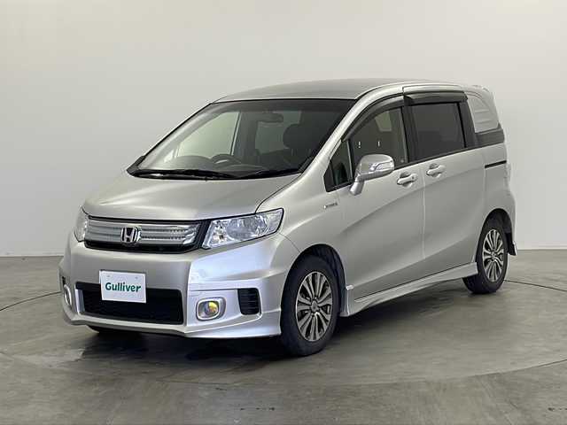 ホンダ フリード スパイク ハイブリット ジャストセレクション 栃木県 2012(平24)年 17.1万km スーパープラチナメタリック 純正ナビ/　フルセグＴＶ/Ｂｌｕｅｔｏｏｔｈ/ＤＶＤ/ＵＳＢ/両側パワースライドドア/ドライブレコーダー/クルーズコントロール/横滑り防止装置/ヒルスタートアシスト/バックカメラ/ETC/コンフォートビューパッケージ/ディスチャージヘッドライト/（オートライトコントロール付）/純正フロアマット/ドアバイザー