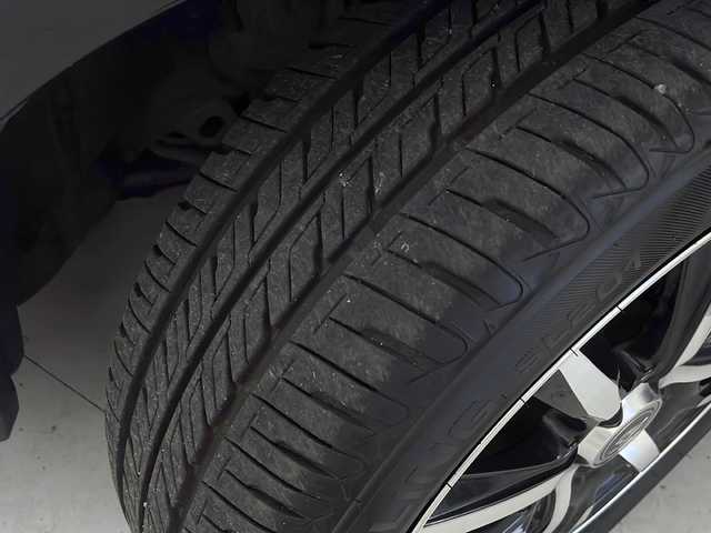 トヨタ シエンタ G 宮城県 2017(平29)年 7.1万km ブラックマイカ 禁煙車/両側パワースライドドア/ストラーダSDナビ/・CD.DVD.SD.BT/フルセグTV/バックモニター/ビルトインETC/ドライブレコーダー（FR）/ステアリングスイッチ/プッシュスタート/スマートキー/アイドリングストップ/横滑り防止装置/社外15インチアルミホイール/純正フロアマット