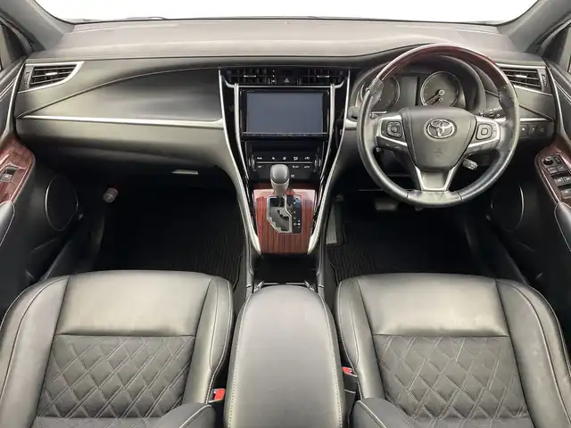 トヨタ ハリアー プレミアム 新潟県 2015(平27)年 7.7万km ホワイトパールクリスタルシャイン 禁煙車/純正メモリナビ/（BT/FM/AM/フルセグTV)/バックカメラ/ステアリングスイッチ/ドライブレコーダー/ハーフレザーシート/パワーシート/テレビキャンセラー/電格ミラー/ウィンカーミラー/自動防眩式インナーミラー/ドアバイザー/ETC/取扱説明書