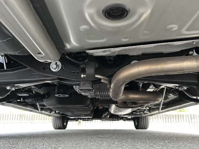 トヨタ アルファードハイブリット エグゼクティブ ラウンジ 茨城県 2020(令2)年 4.3万km ホワイトパールクリスタルシャイン 純正10.5インチナビ/ＪＢＬプレミアムサウンド　/トヨタセーフティーセンス　/パノラマミックビューモニター　/ブラインドスポットモニター　/デジタルインナーミラー/ツインムーンルーフ　/ビルトインＥＴＣ２．０/リアエンターテイメントシステム/４WD/両側パワースライドドア/電動リアゲート/パワーシート/レザーシート/オートライト/オートマチックハイビーム/LEDヘッドライト/シーケンシャルターンランプ/コーナーセンサー前後/純正フロアマット/ステアリングヒーター/シートヒーター　エアシート/パーキングアシスト/衝突軽減システム/横滑り防止装置/AC100V/レーダークルーズコントロール