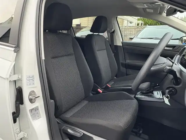 フォルクスワーゲン ＶＷ ポロ TSIトレンドライン 三重県 2021(令3)年 3.5万km 白 ♪走行35093km/♪車検 令和8年12月24日迄/♪ターボ/フロントアシスト/純正ディスプレイオーディオ/・Bluetoothオーディオ/・Apple Car Play/・Android Auto/ステアリングスイッチ/アイドリングストップ/オートライト/ウィンカーミラー/オートリトラクタブルミラー/ヘッドライトレベライザー/プライバシーガラス/フロアマット/ETC2.0/サイド/カーテンエアバック