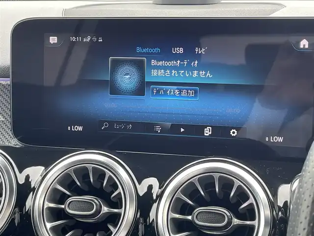 メルセデス・ベンツ Ｍ・ベンツ ＧＬＢ２００ｄ 4マチック AMGライン 東京都 2023(令5)年 0.7万km ポーラホワイト ワンオーナー　/純正ナビ／フルセグＴＶ　/ハーフレザー　/シートヒーター　/レーダーセーフティＰＫＧ　/ＡＣＣ　/ＢＳＭ　/レーンキープ　/前後ドラレコ　/ＥＴＣ　/スマートキー　/トノカバー　/ＥＴＣ　/ＬＥＤヘッドライト