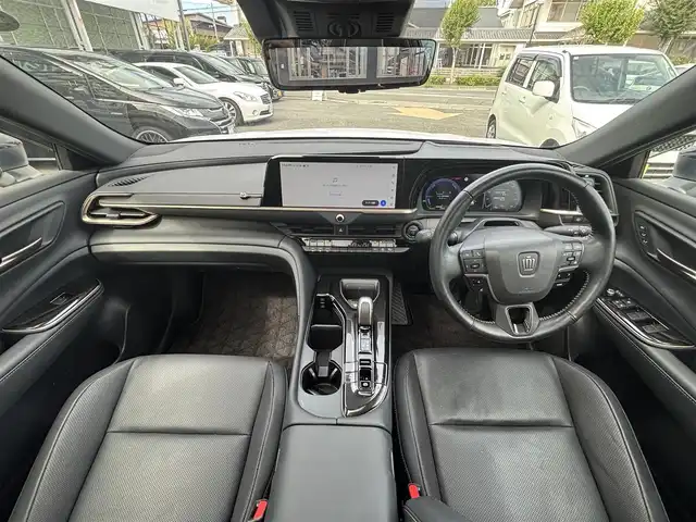 トヨタ クラウン スポーツ Z 京都府 2023(令5)年 4.3万km プレシャスホワイトパール  ワンオーナー/ トヨタチームメイト/ セーフティセンス/ デジタルインナーミラー/ パノラマルーフ/ 12.3インチディスプレイオーディオナビ/ フルセグTV パノラミックビューモニター/ アップルカープレイ/アンドロイドオート/ BTオーディオ/ ETC2.0/ 置くだけ充電/ パワーリアゲート/ BSM/ レザーシート/ シートヒーター/ ベンチレーションシート/ 純正21インチアルミ/ スマートキー/スペアあり/ 保証書　取説あり
