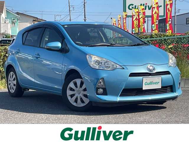 トヨタ アクア S 神奈川県 2012(平24)年 8.2万km クールソーダメタリック 純正SDナビ　/フルセグTV /バックカメラ /前席シートヒーター　/純正フロアマット　/フロントフォグランプ　/ドアバイザー　/スマートキー　/プッシュスタート　/オートライト　/キセノンヘッドライト　/横滑り防止機能　