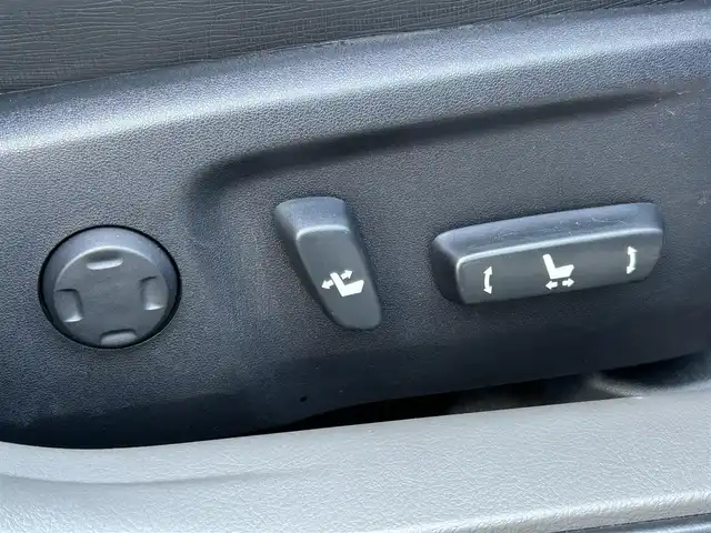 トヨタ マークＸ 250GリラックスセレブラックレザーLTD 群馬県 2011(平23)年 5.5万km ブラック 純正SDナビ/CD・DVD・SD/Bluetooth・フルセグ/バックカメラ/前後ドライブレコーダー/ビルトインETC/前席パワーシート/前席シートヒーター/フロントモデリスタエアロ/フロント後期純正バンパー/G’sリアバンパー/TEIN車高調/BRASH製ヘッドライト/BRASH製テールランプ/マフラーカッター(4本出し風)/WORKマイスターM1/メーターLED打ち換え(青)/プッシュスタート/スマートキー