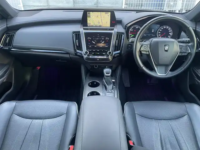 トヨタ クラウン ハイブリッド RS アドバンス 三重県 2018(平30)年 6.4万km プレシャスブラックパール 純正ナビ、地デジ、Bluetooth、CD、DVD/バックカメラ/プリクラッシュセーフティ/ブラインドスポットモニター/レーダークルーズコントロール/革巻きステア/パドルシフト/ウインカーミラー/リアオートサンシェード/スマートキー×２/エンジンスターター/スイングエアコン/前席シートヒーター、エアシート、パワーシート/ステアリングヒーター/デジタルインナーミラー/LEDヘッドライト/ビルトインETC/オートマチックハイビーム/純正ドライブレコーダー（前方録画）/クリアランスソナー（前後）/整備手帳、取説