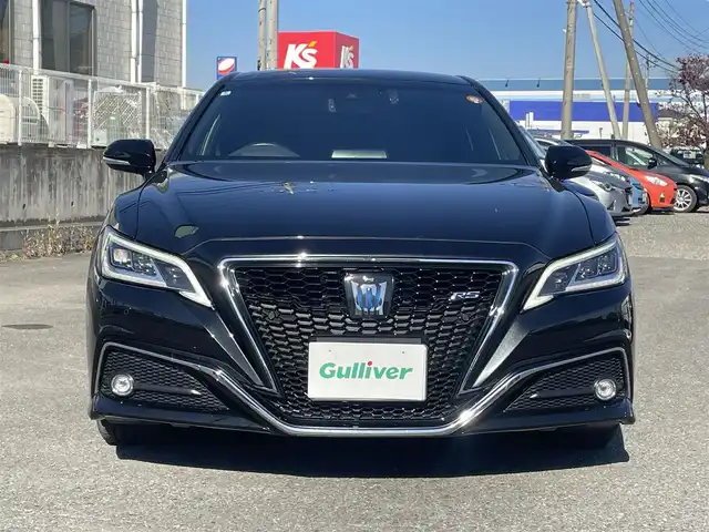 トヨタ クラウン ハイブリッド RS アドバンス 三重県 2018(平30)年 6.4万km プレシャスブラックパール 純正ナビ、地デジ、Bluetooth、CD、DVD/バックカメラ/プリクラッシュセーフティ/ブラインドスポットモニター/レーダークルーズコントロール/革巻きステア/パドルシフト/ウインカーミラー/リアオートサンシェード/スマートキー×２/エンジンスターター/スイングエアコン/前席シートヒーター、エアシート、パワーシート/ステアリングヒーター/デジタルインナーミラー/LEDヘッドライト/ビルトインETC/オートマチックハイビーム/純正ドライブレコーダー（前方録画）/クリアランスソナー（前後）/整備手帳、取説