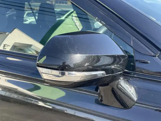 トヨタ クラウン ハイブリッド RS アドバンス 三重県 2018(平30)年 6.4万km プレシャスブラックパール 純正ナビ、地デジ、Bluetooth、CD、DVD/バックカメラ/プリクラッシュセーフティ/ブラインドスポットモニター/レーダークルーズコントロール/革巻きステア/パドルシフト/ウインカーミラー/リアオートサンシェード/スマートキー×２/エンジンスターター/スイングエアコン/前席シートヒーター、エアシート、パワーシート/ステアリングヒーター/デジタルインナーミラー/LEDヘッドライト/ビルトインETC/オートマチックハイビーム/純正ドライブレコーダー（前方録画）/クリアランスソナー（前後）/整備手帳、取説