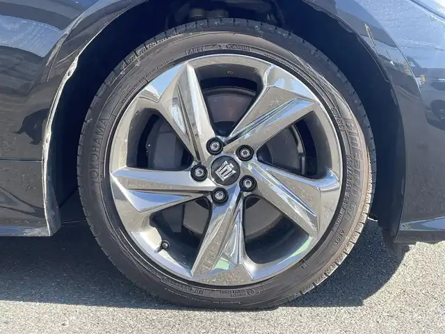 トヨタ クラウン ハイブリッド RS アドバンス 三重県 2018(平30)年 6.4万km プレシャスブラックパール 純正ナビ、地デジ、Bluetooth、CD、DVD/バックカメラ/プリクラッシュセーフティ/ブラインドスポットモニター/レーダークルーズコントロール/革巻きステア/パドルシフト/ウインカーミラー/リアオートサンシェード/スマートキー×２/エンジンスターター/スイングエアコン/前席シートヒーター、エアシート、パワーシート/ステアリングヒーター/デジタルインナーミラー/LEDヘッドライト/ビルトインETC/オートマチックハイビーム/純正ドライブレコーダー（前方録画）/クリアランスソナー（前後）/整備手帳、取説