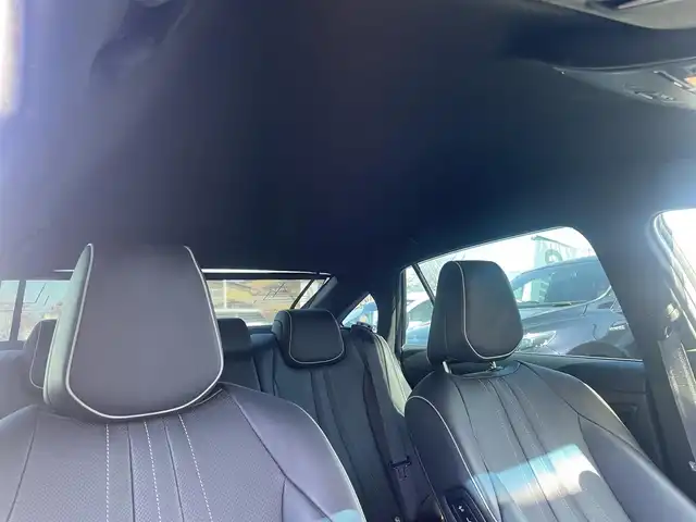 トヨタ クラウン ハイブリッド RS アドバンス 三重県 2018(平30)年 6.4万km プレシャスブラックパール 純正ナビ、地デジ、Bluetooth、CD、DVD/バックカメラ/プリクラッシュセーフティ/ブラインドスポットモニター/レーダークルーズコントロール/革巻きステア/パドルシフト/ウインカーミラー/リアオートサンシェード/スマートキー×２/エンジンスターター/スイングエアコン/前席シートヒーター、エアシート、パワーシート/ステアリングヒーター/デジタルインナーミラー/LEDヘッドライト/ビルトインETC/オートマチックハイビーム/純正ドライブレコーダー（前方録画）/クリアランスソナー（前後）/整備手帳、取説