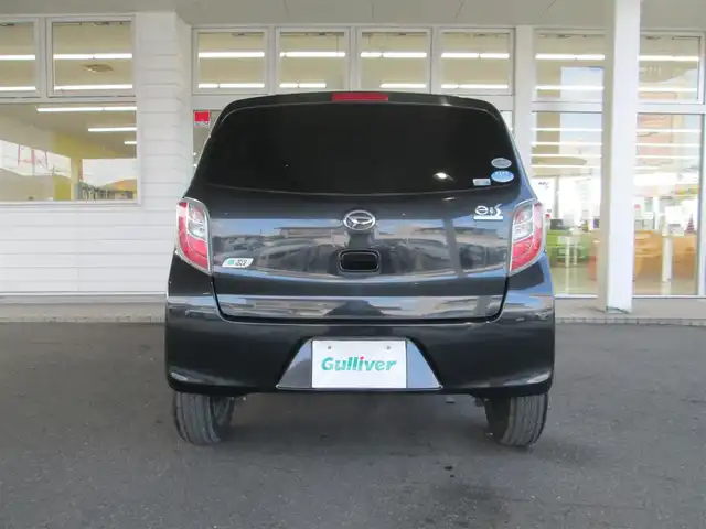 ダイハツ ミラ イース X 千葉県 2012(平24)年 7.1万km ブラックマイカメタリック ワンオーナー/純正オーディオ【CD/AUX/ラジオ】/アイドリングストップ/ヘッドライトレベライザー/電動格納式ミラー/純正フロアマット/純正ドアバイザー/スペアキー(1本)/新車時保証書/取扱説明書