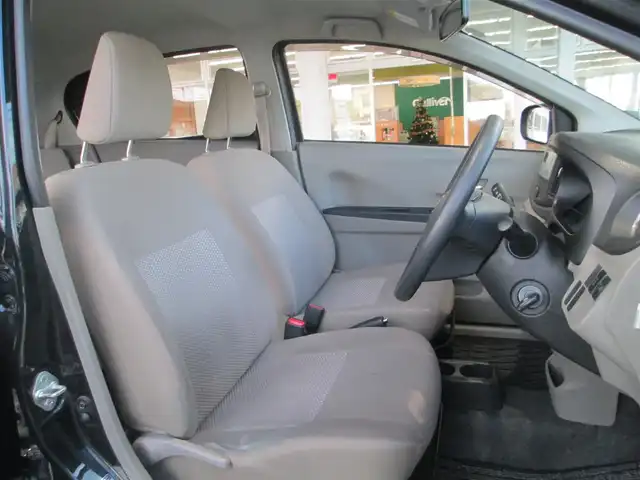 ダイハツ ミラ イース X 千葉県 2012(平24)年 7.1万km ブラックマイカメタリック ワンオーナー/純正オーディオ【CD/AUX/ラジオ】/アイドリングストップ/ヘッドライトレベライザー/電動格納式ミラー/純正フロアマット/純正ドアバイザー/スペアキー(1本)/新車時保証書/取扱説明書