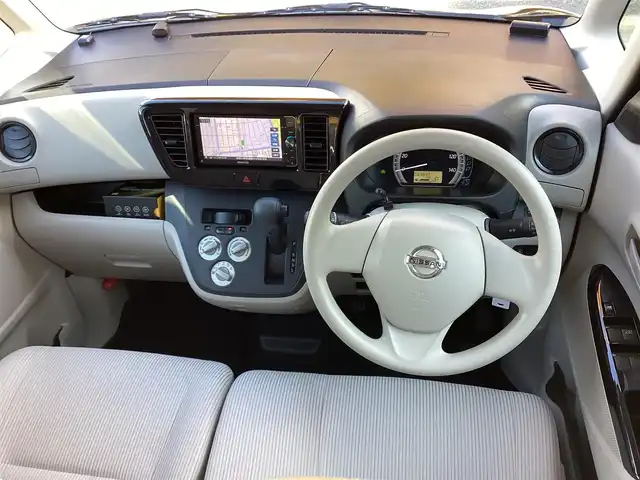 日産 デイズ ルークス S 神奈川県 2015(平27)年 6.4万km ブラック 社外ナビ、TV/バックモニター/ETC/リモコンキー