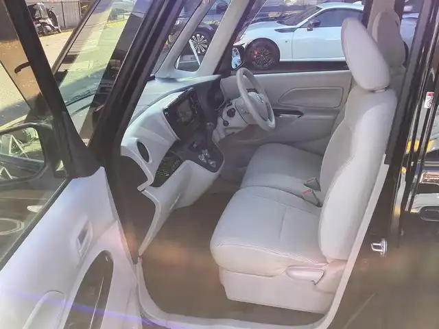 日産 デイズ ルークス S 神奈川県 2015(平27)年 6.4万km ブラック 社外ナビ、TV/バックモニター/ETC/リモコンキー