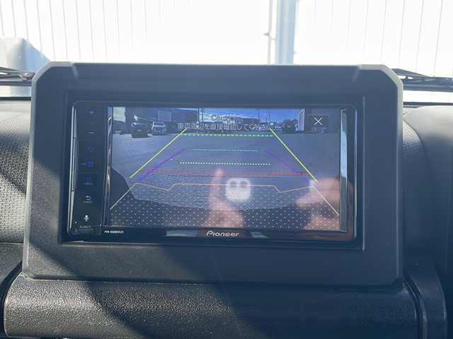 スズキ ジムニー XC 三重県 2018(平30)年 4.8万km シフォンアイボリーメタリックブラック2トーンルーフ 禁煙　/社外ナビ/ビルトインETC/4WD/シートヒーター/ヒーテッドドアミラー/インタークーラーターボ/アダプティブクルーズコントロール/レーンキープアシスト/ダウンヒルアシストコントロール/デュアルセンサーブレーキサポート/プリクラッシュ/革巻きステア/ステアスイッチ/LEDオートライト