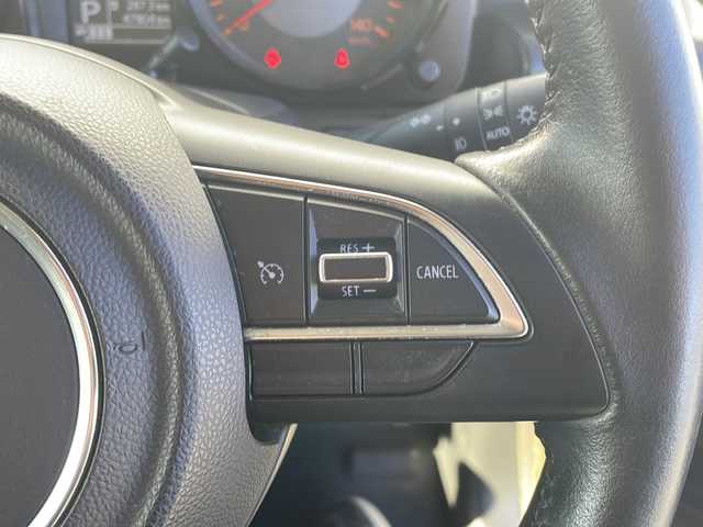 スズキ ジムニー XC 三重県 2018(平30)年 4.8万km シフォンアイボリーメタリックブラック2トーンルーフ 禁煙　/社外ナビ/ビルトインETC/4WD/シートヒーター/ヒーテッドドアミラー/インタークーラーターボ/アダプティブクルーズコントロール/レーンキープアシスト/ダウンヒルアシストコントロール/デュアルセンサーブレーキサポート/プリクラッシュ/革巻きステア/ステアスイッチ/LEDオートライト