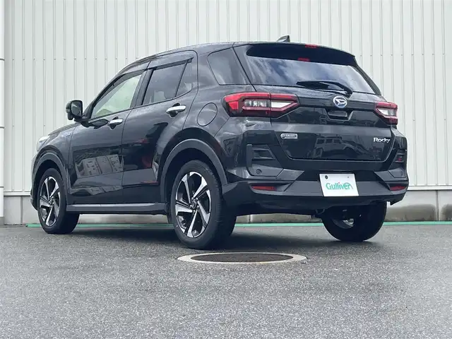 ダイハツ ロッキー プレミアム G HEV 富山県 2022(令4)年 7.5万km ブラックマイカメタリック ＡＬＰＩＮＥ製ナビ／/フルセグＴＶ／/Ｂｌｕｅｔｏｏｔｈ／/ＤＶＤ再生／/パノラミックビューモニター／/シートヒーター／/レーダークルーズコントロール／/レーンキープアシスト／/コーナーセンサー／/SーPDL//ＬＥＤオートライト／