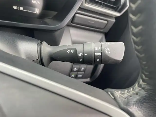 ダイハツ ロッキー プレミアム G HEV 富山県 2022(令4)年 7.5万km ブラックマイカメタリック ＡＬＰＩＮＥ製ナビ／/フルセグＴＶ／/Ｂｌｕｅｔｏｏｔｈ／/ＤＶＤ再生／/パノラミックビューモニター／/シートヒーター／/レーダークルーズコントロール／/レーンキープアシスト／/コーナーセンサー／/SーPDL//ＬＥＤオートライト／