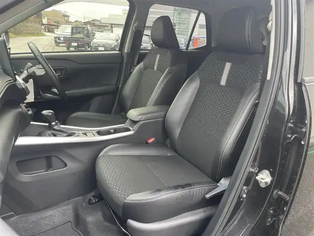 ダイハツ ロッキー プレミアム G HEV 富山県 2022(令4)年 7.5万km ブラックマイカメタリック ＡＬＰＩＮＥ製ナビ／/フルセグＴＶ／/Ｂｌｕｅｔｏｏｔｈ／/ＤＶＤ再生／/パノラミックビューモニター／/シートヒーター／/レーダークルーズコントロール／/レーンキープアシスト／/コーナーセンサー／/SーPDL//ＬＥＤオートライト／