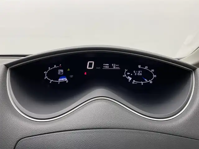 日産 セレナ 20X S HV Aセーフティ 熊本県 2014(平26)年 5.2万km ブリリアントシルバー ワンオーナー　/禁煙車　/純正ナビ（ＣＤ・ＤＶＤ・ワンセグ・ＢＴ）/全周囲カメラ　/片側パワースライドドア　/前後クリアランスソナー　/衝突軽減ブレーキ　/横滑り防止/アイドリングストップ/電動格納ミラー/オートライト/スマートキー　/プッシュスタート/スペア１本/保証書/取扱説明書