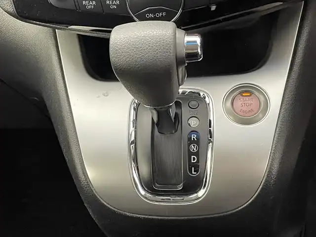 日産 セレナ 20X S HV Aセーフティ 熊本県 2014(平26)年 5.2万km ブリリアントシルバー ワンオーナー　/禁煙車　/純正ナビ（ＣＤ・ＤＶＤ・ワンセグ・ＢＴ）/全周囲カメラ　/片側パワースライドドア　/前後クリアランスソナー　/衝突軽減ブレーキ　/横滑り防止/アイドリングストップ/電動格納ミラー/オートライト/スマートキー　/プッシュスタート/スペア１本/保証書/取扱説明書