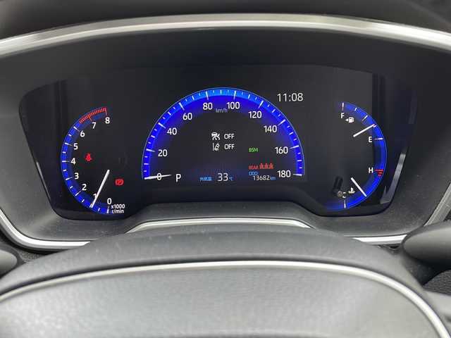 トヨタ カローラ クロス Z 京都府 2022(令4)年 1.4万km アティチュードブラックマイカ ワンオーナー/純正ディスプレイオーディオ（ナビ機能付き）/ ・BT/AM/FM/ ・バックカメラ・360度カメラ/ビルトインETC/ドライブレコーダー前後/ルーフレール/レーダークルーズコントロール/電動パーキングブレーキ/プッシュスタート/プリクラッシュセーフティ/ブラインドスポットモニター/パワートランク/パワーシート/ハーフレザーシート/電格ウィンカーミラー/オートリトラクタブルミラー/オートライト/オートハイビーム/オールオートパワーウィンドウ/車線逸脱防止機能/純正フロアマット/純正ドアバイザー/保証書/取扱説明書/スマートキースペア×１