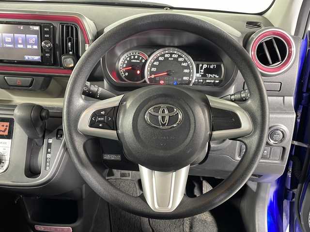 トヨタ パッソ モーダ　S 福岡県 2017(平29)年 7.4万km ブラックマイカメタリック/ディープブルークリスタルマイカ ・HDMI/・USB/・Bluetooth/・ワンセグTV/・Bカメラ/・前方ドラレコ/・衝突軽減/・横滑り防止/・スペアキー/・プッシュスタート/・純正ナビ/・ベンチシート/・CD/・スマートキー/・AAC/・後方コーナーセンサー