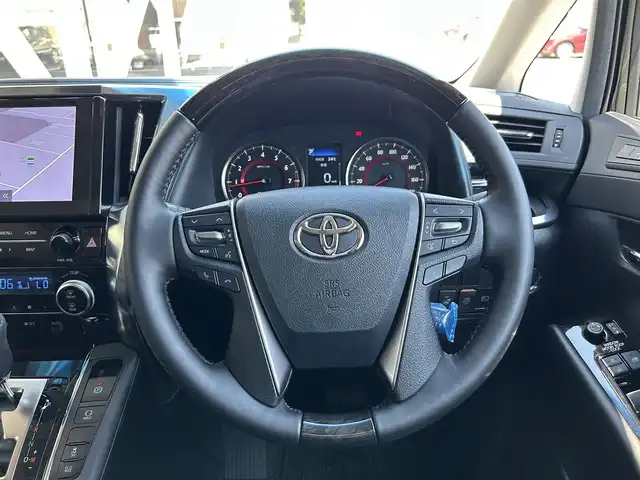 トヨタ アルファード S Cパッケージ 静岡県 2022(令4)年 0.9万km ブラック トヨタセーフティセンス/ツインムーンルーフ/モデリスタフルエアロ/純正９型ディスプレイ/ナビＴＶ/両側電動スライドドア/ＰＫＳＢ/ＢＳＭ　RCTA/ＤＶＤ/ＥＴＣ/ドラレコ/電動リアゲート/デジタルミラー/レーダークルーズ/純正１８ＡＷ